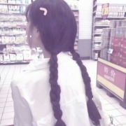 qq头像女生双马尾图片，高清好看的双马尾女生图片