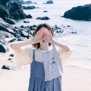 好看的qq头像女生挡脸，真人女生头像ins高级质感挡脸