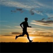 跑步头像励志图片大全，一个人努力奔跑的图片