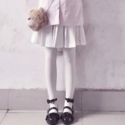 闺蜜头像部位两人，女生