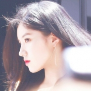 qq头像闺蜜两张分开，闺蜜双人分开头像真人