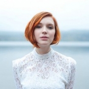 英伦风格图片女头像，英伦风头像女生森系