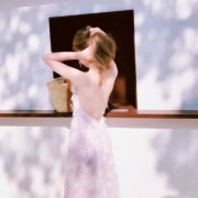 微信女头背影头像，极致好看的不露脸背影女生头像