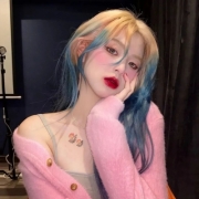 女生高级感爆棚的微信头像图片，品味高级的女生头像