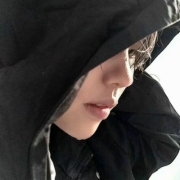 高冷的男生头像冷酷，帅气男生头像霸气高冷