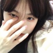 时尚可爱的头像女生，网上最火的头像女可爱