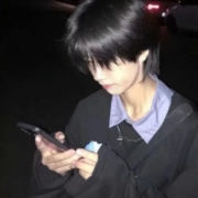 小众ins风男头像，ins男头像简约干净