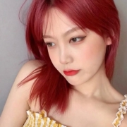 真人网图头像18岁女，帅气高冷真人女头