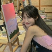 同一个女生照片多张头像，高颜值女生照片同一个人