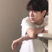 头像冷酷男生超拽，冷酷霸气的男生头像