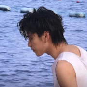 酷帅男生头像真人无水印图片，好看男生头像帅气真人