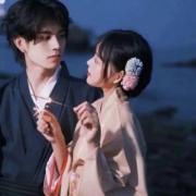 情头网图流行一左一右图片，情侣微信头像一左一右