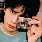 qq头像男生复古风，复古风男头颜值吸睛有魅力