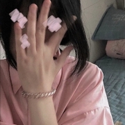 网络头像女生微信图片，好用又好看的微信女头