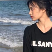 qq网络头像青春版女生图片，简单耐看让人心动的女生头像