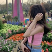 唯美带花的女生头像，女