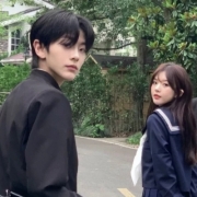 情侣头像ins真人，超甜氛