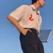 蓝色系ins头像男，ins风干净蓝色系列男生头像