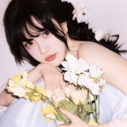 小清新带花头像女生，女生头像唯美花系