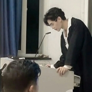 男网图现实一点帅气头像