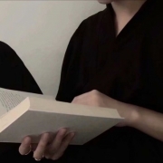 男生头像半身照，时尚帅