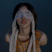 有意义的微信头像女，低调又高雅的微信头像