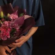 捧花女生头像部位，唯美复古捧花部位仙气意境女头