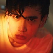 文艺有深度的头像男，有意境有内涵的头像男