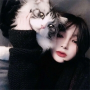 美女与宠物唯美头像，女