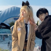 快手情侣头像清晰，享受着彼此的陪伴和温暖