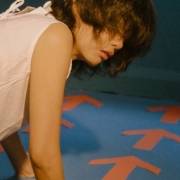 帅哥侧面照片头像阳光，阳光清新男生头像侧面帅气