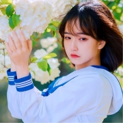 清纯校服女生伤感头像图片，校园清纯制服女生头像