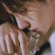 部位头像男帅气图片，多变且充满生命力