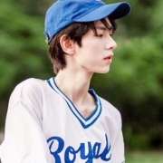 阳光清纯帅气男生头像，