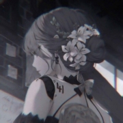 唯美二次元动漫女生图片头像，二次元图片头像女生