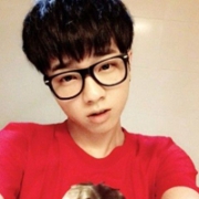 qq头像男生14岁，帅气好看的14岁男生头像真实