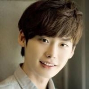 帅哥照片小鲜肉头像，比较帅气的男生头像