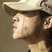 2026高冷范真人男头，2026最潮最火真人男生头像