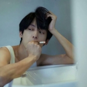 酷帅成熟男生头像，成熟帅气男生头像图片