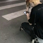 男生头像高级感，帅气好看的男生头像